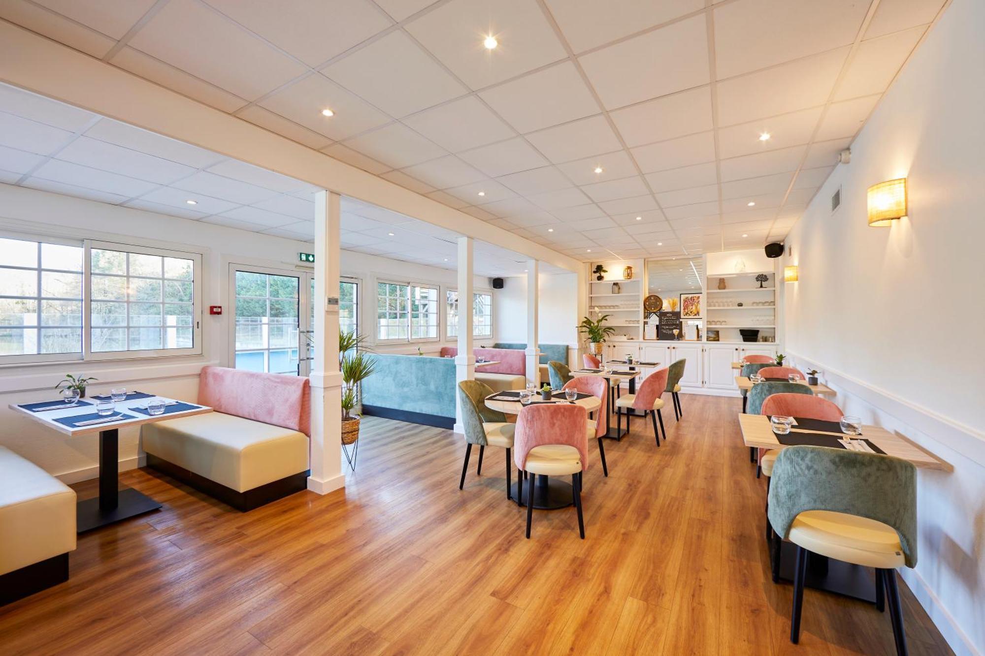 Hotel Restaurant Bel Air Crevin - Axe Rennes Nantes Exterior foto